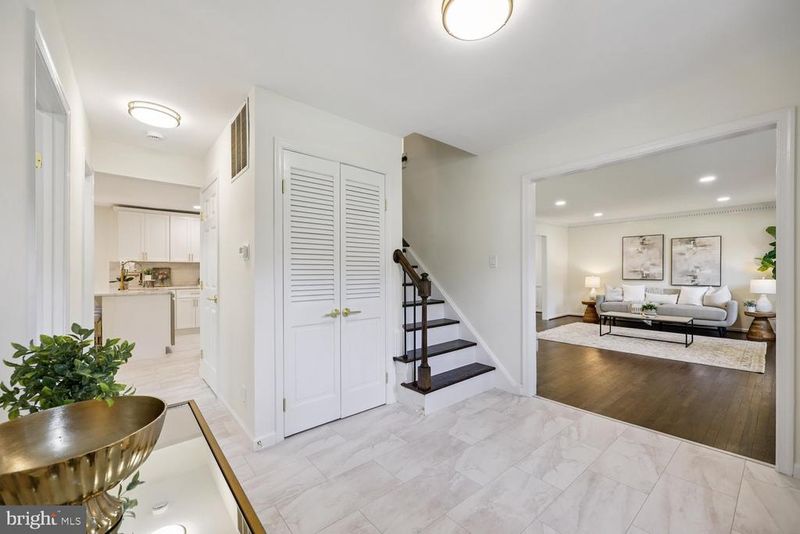 4613 Hornbeam Dr, Rockville, MD 20853