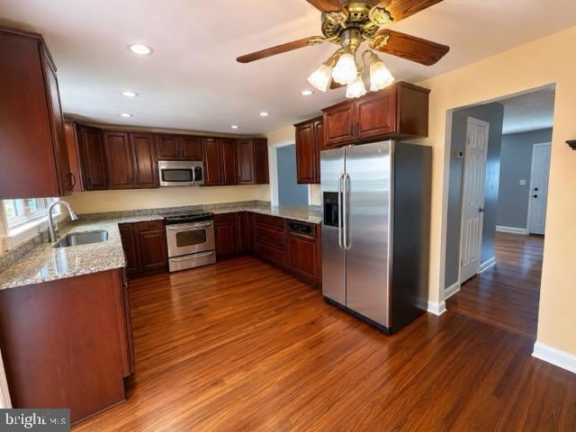 1226 Holmespun Dr, Pasadena, MD 21122