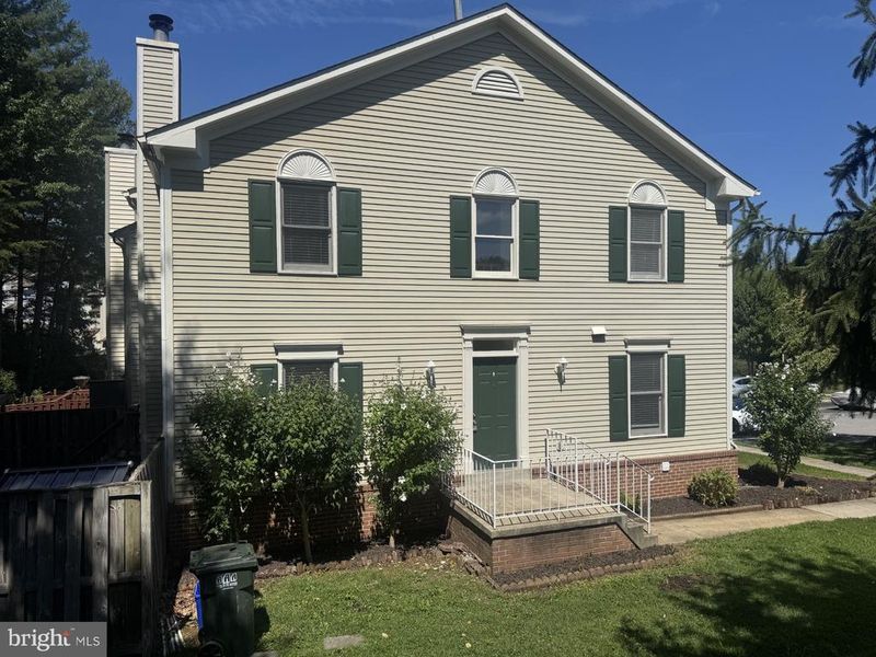 7261 Olde Lantern Way, Springfield, VA 22152