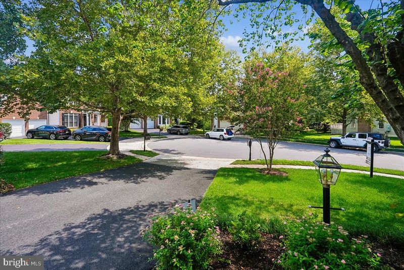 22757 Portico Pl, Brambleton, VA 20148