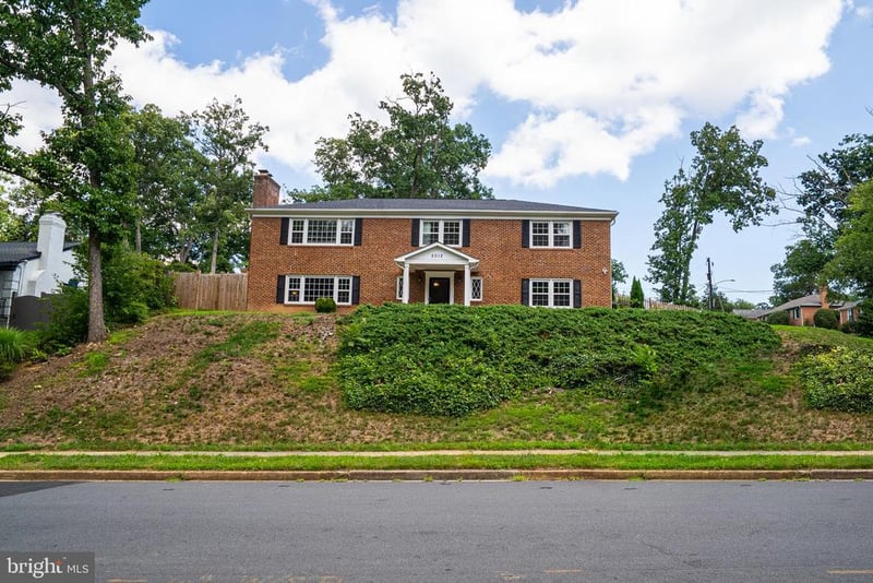 5012 Larno Dr, Alexandria, VA 22310