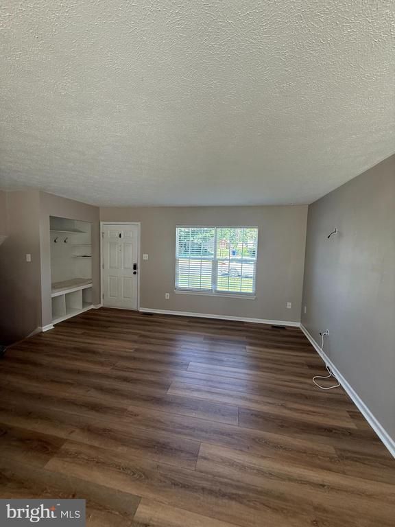 805 London Ct, Frederick, MD 21701