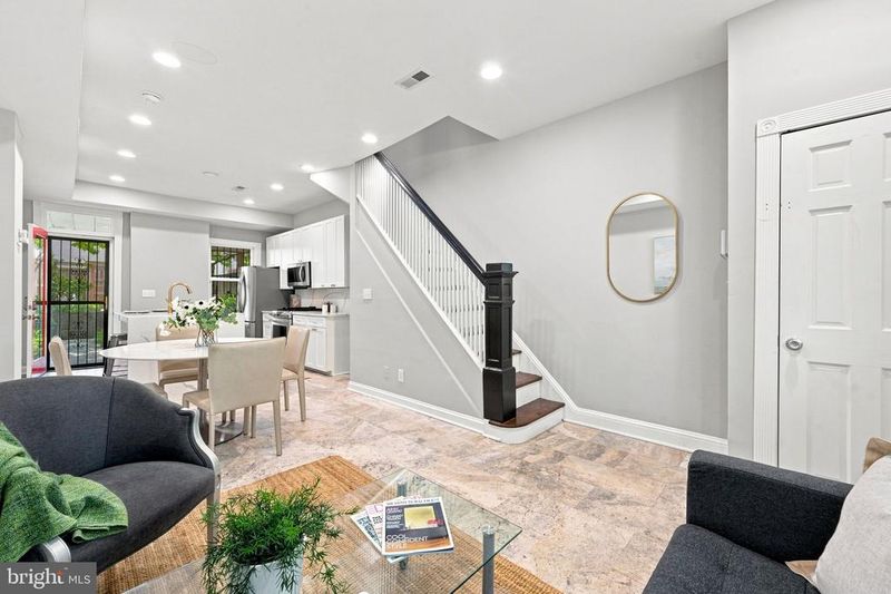 309 K St SE, Washington, DC 20003