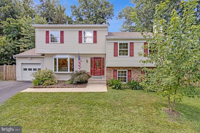 7621 Virginia Ave, Falls Church, VA 22043