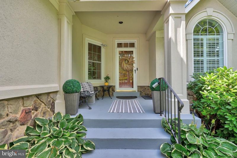 6732 Churchill Rd, Mclean, VA 22101