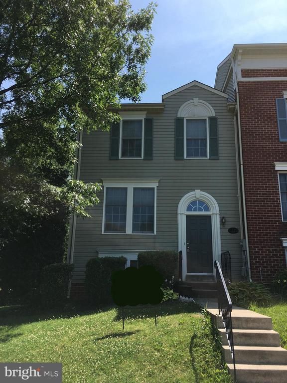 2410 Dunmore Ct, Frederick, MD 21702