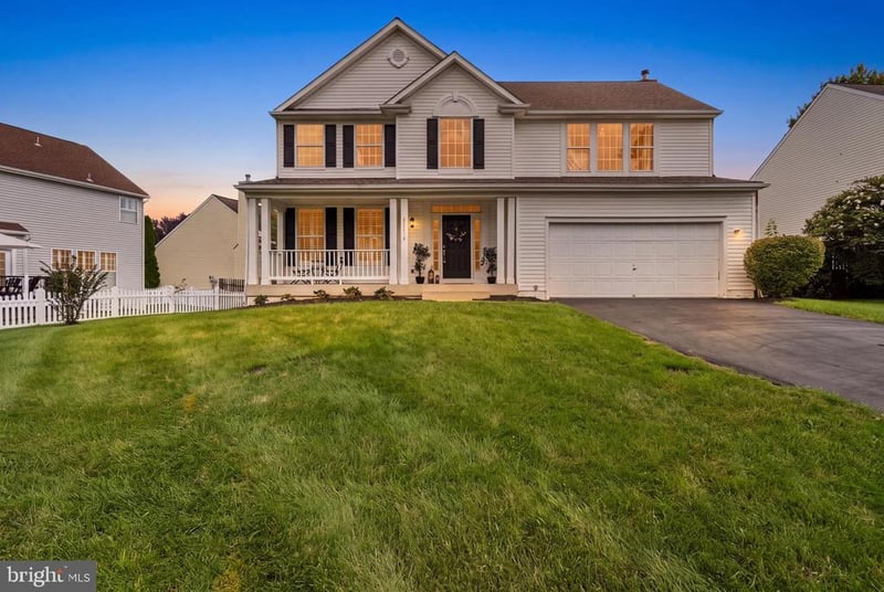 20915 Chippoaks Forest Cir, Sterling, VA 20165