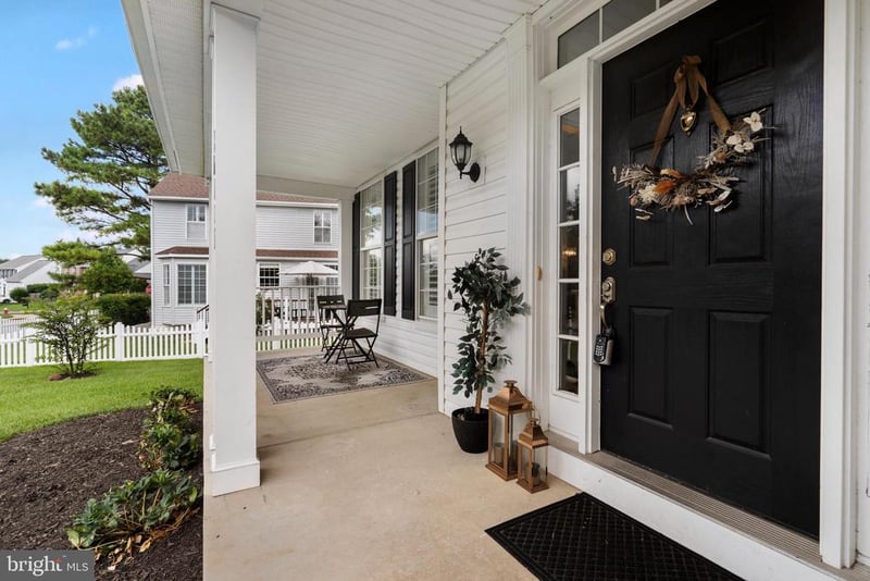 20915 Chippoaks Forest Cir, Sterling, VA 20165