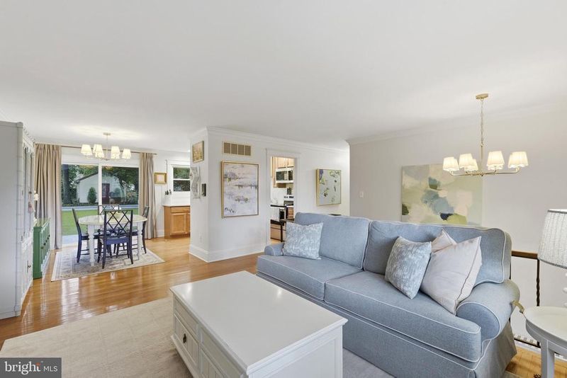1131 Severnview Dr, Crownsville, MD 21032
