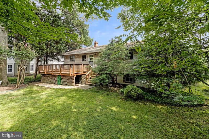 7113 Norwalk St, Falls Church, VA 22043
