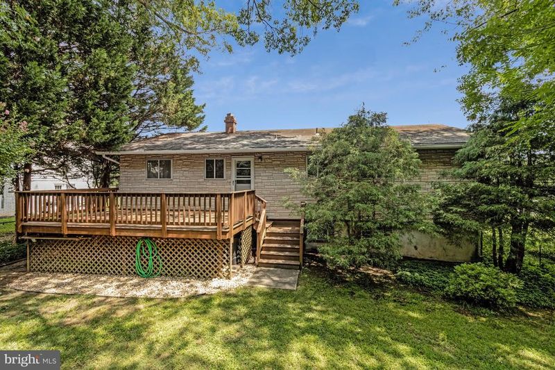 7113 Norwalk St, Falls Church, VA 22043