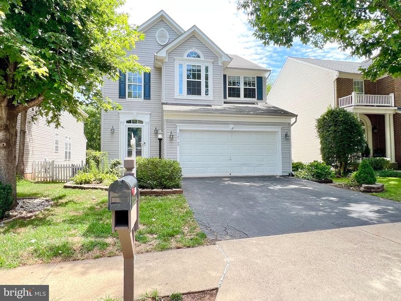14760 Links Pond Cir, Gainesville, VA 20155