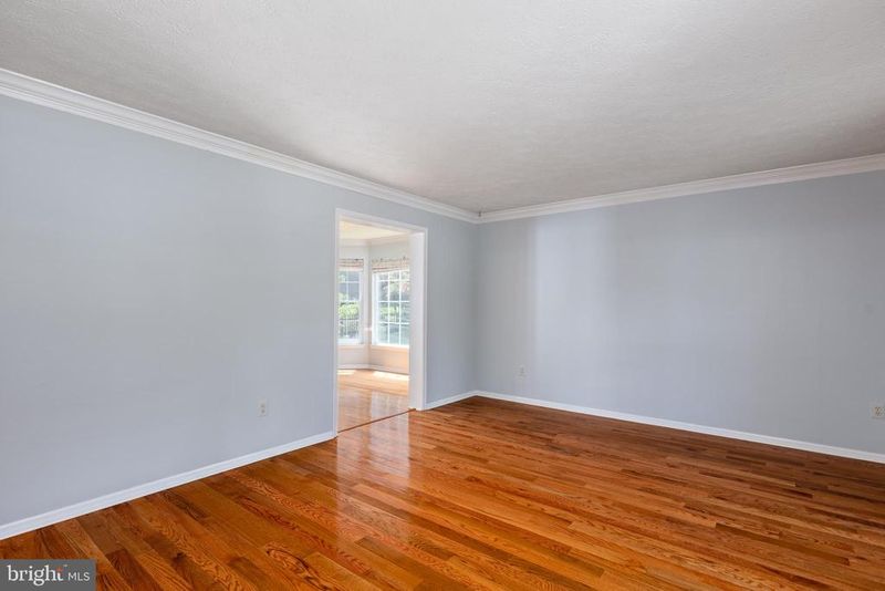 2807 Chapman Ct, Crofton, MD 21114