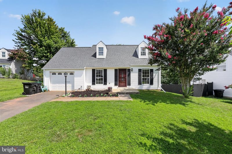5624 Reardon Ln, Woodbridge, VA 22193