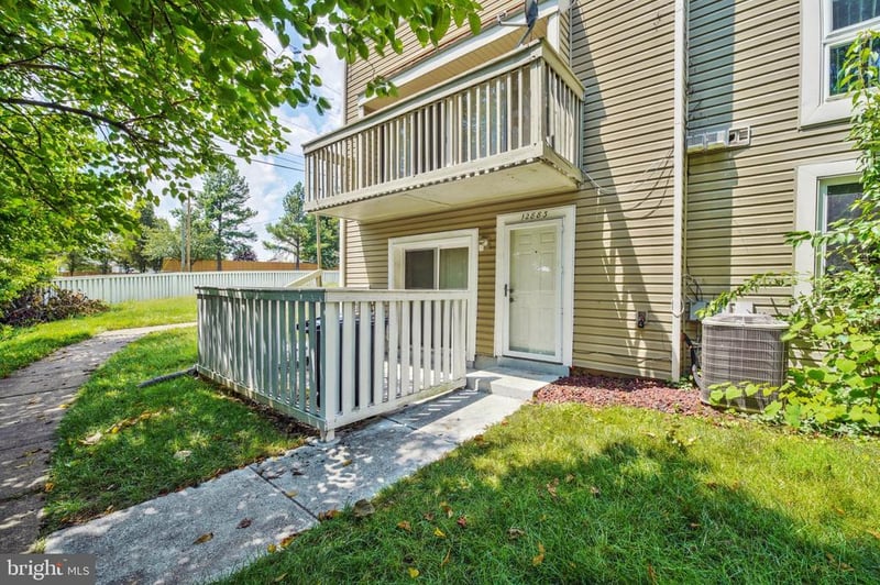 12883 Cara Dr, Woodbridge, VA 22192
