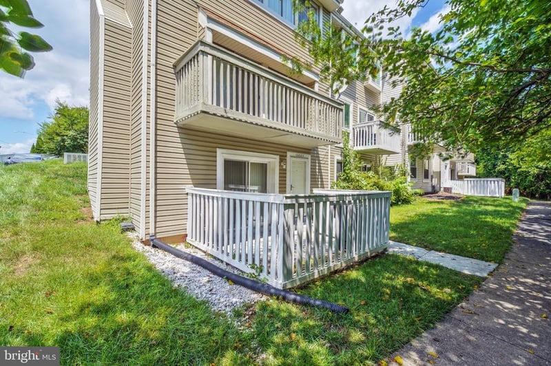 12883 Cara Dr, Woodbridge, VA 22192