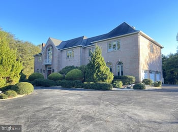 9 Alloway Ct, Potomac, MD 20854