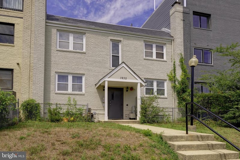 1932 3rd St NE #102, Washington, DC 20002