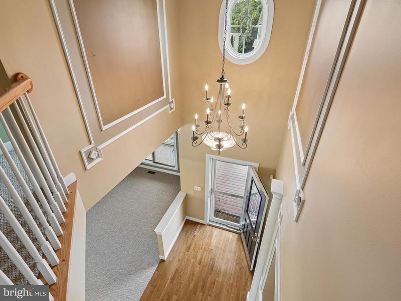 18483 Quantico Gateway Dr, Triangle, VA 22172