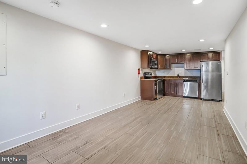 1350 Perry Pl NW, Washington, DC 20010