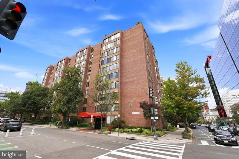 1301 20th St NW #707, Washington, DC 20036