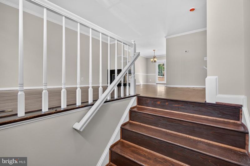 341 S Pickett St, Alexandria, VA 22304