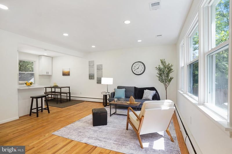 26904 Overlook St, Damascus, MD 20872