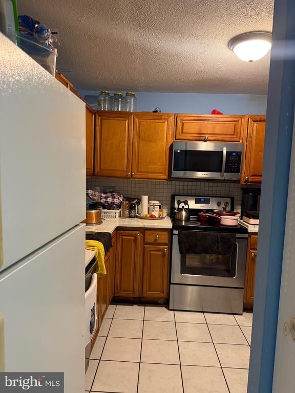 605 Center St #T4, Herndon, VA 20170