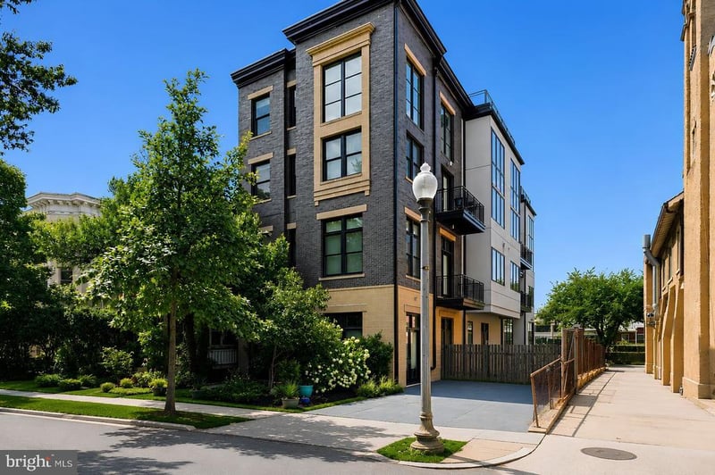1767 Lanier Pl NW #1, Washington, DC 20009