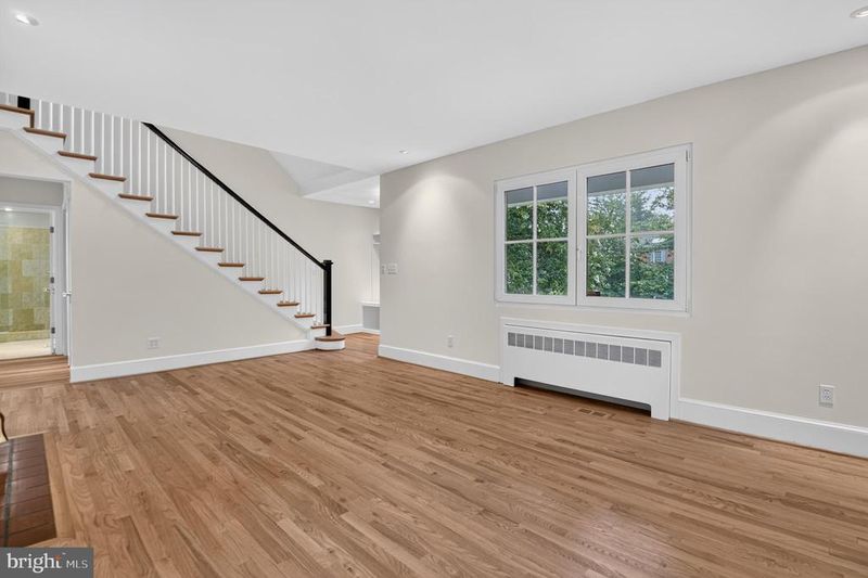 115 Grafton St, Chevy Chase, MD 20815