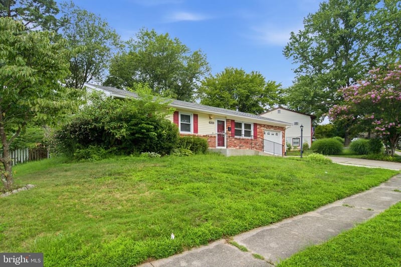 4311 Hendricks Dr, Woodbridge, VA 22193