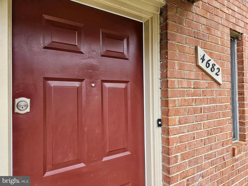 4682 Conwell Dr #169, Annandale, VA 22003