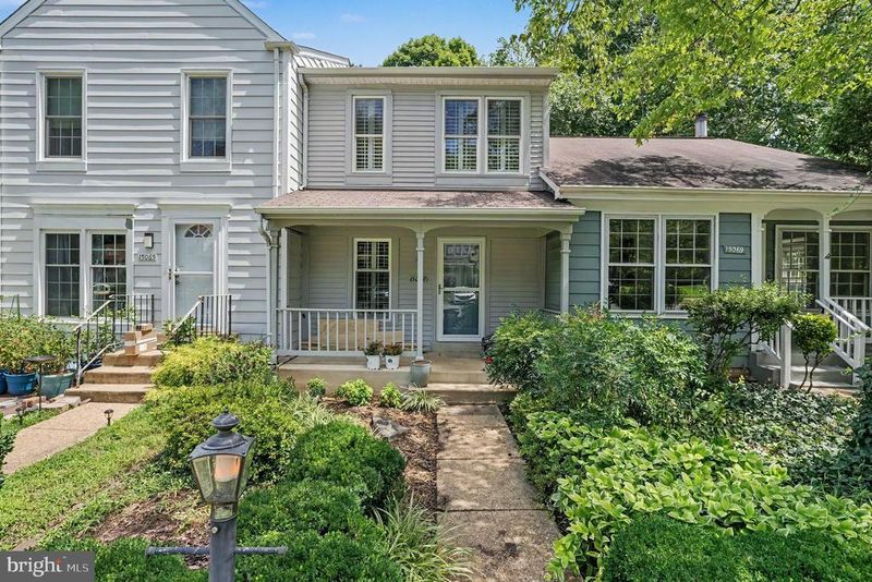 15067 Maple Glen Ct, Dumfries, VA 22025