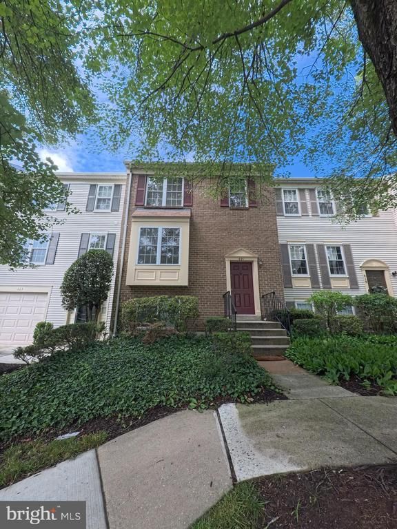 621 Ivy League Ln #19-107, Rockville, MD 20850