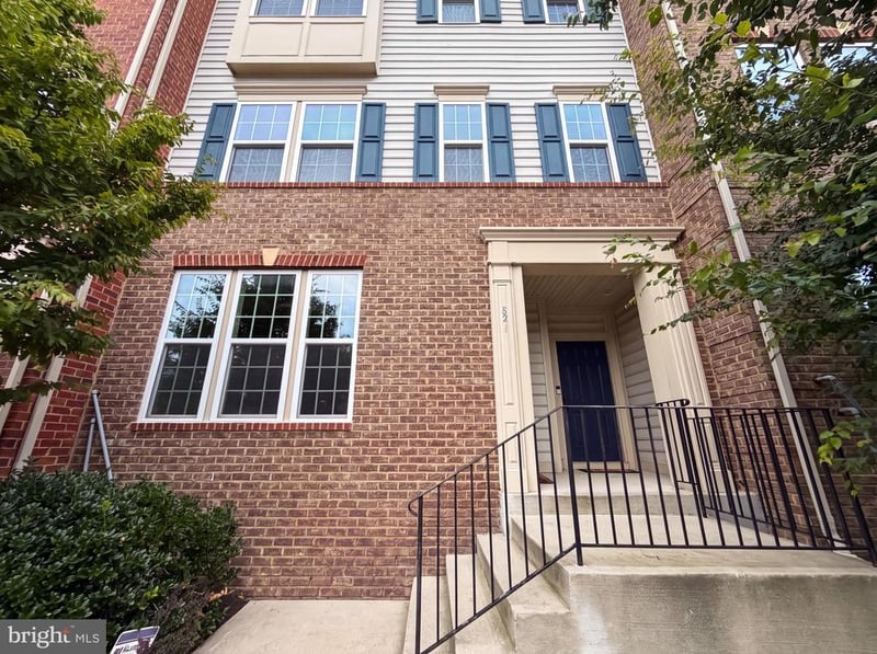 8221 Greenbelt Station Pw #310J, Greenbelt, MD 20770