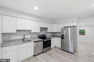 3977 Burning Bush Ct, Fairfax, VA 22033