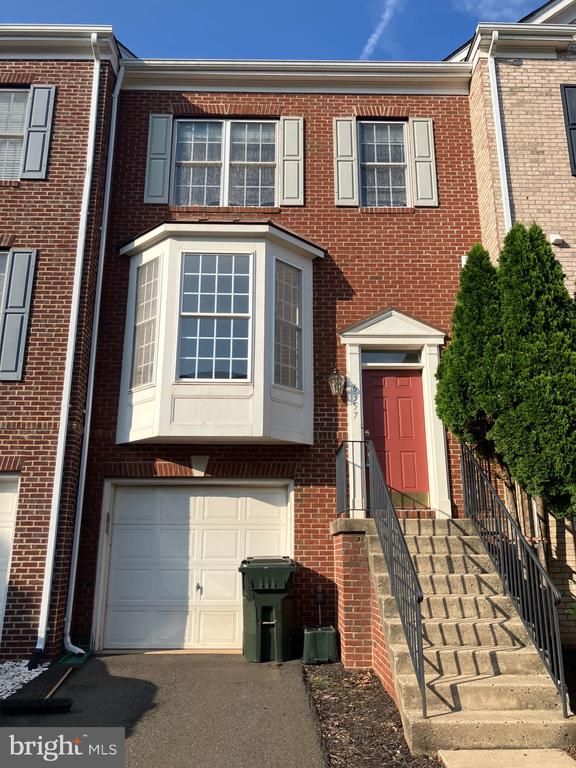 6357 Cullen Pl, Haymarket, VA 20169