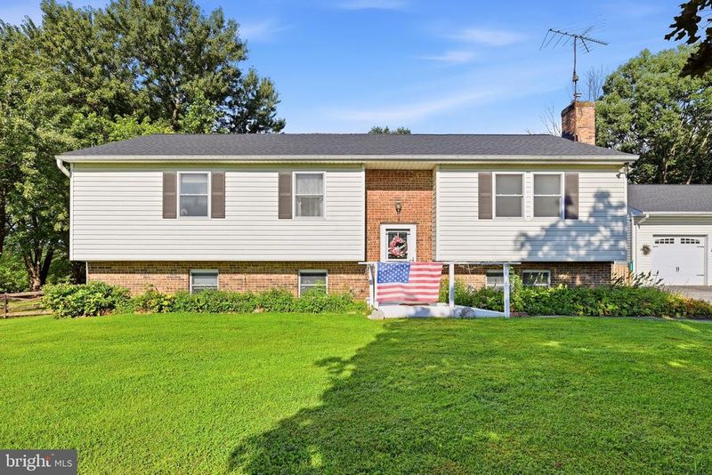 9092 Fox Ridge Dr, Union Bridge, MD 21791