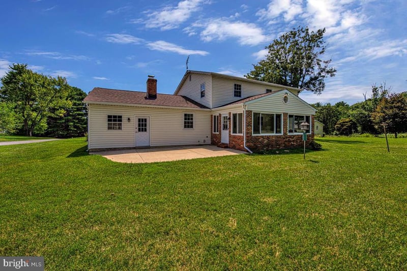 7464 Flamewood Dr, Clarksville, MD 21029
