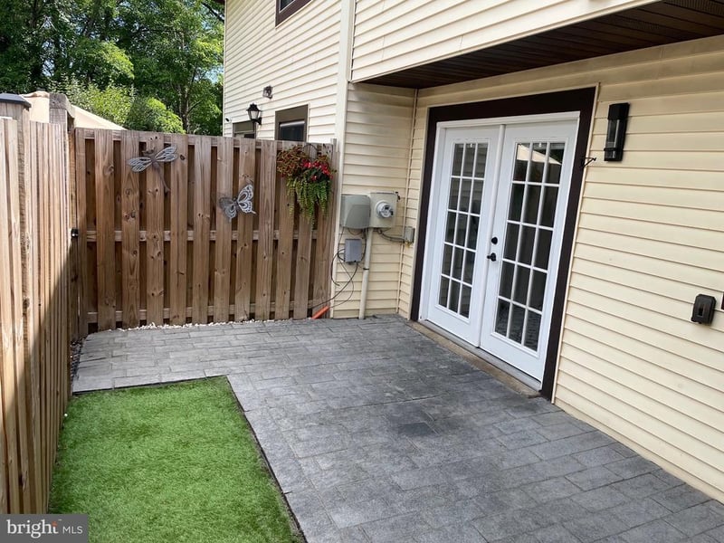 2533 Fox Ridge Ct, Woodbridge, VA 22192