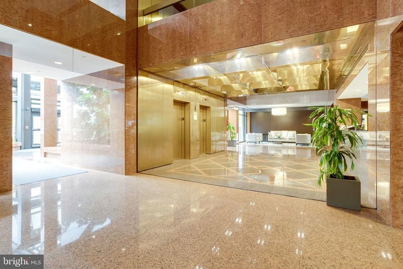 1530 Key Blvd #219, Arlington, VA 22209