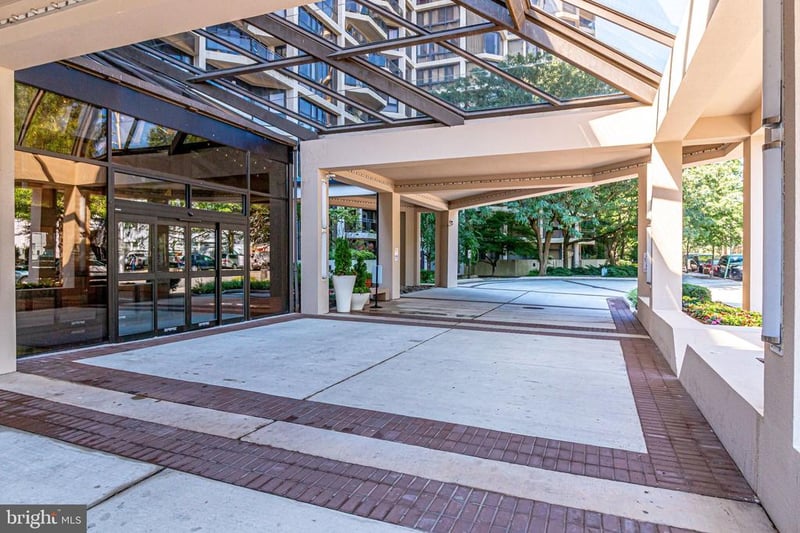 1530 Key Blvd #219, Arlington, VA 22209
