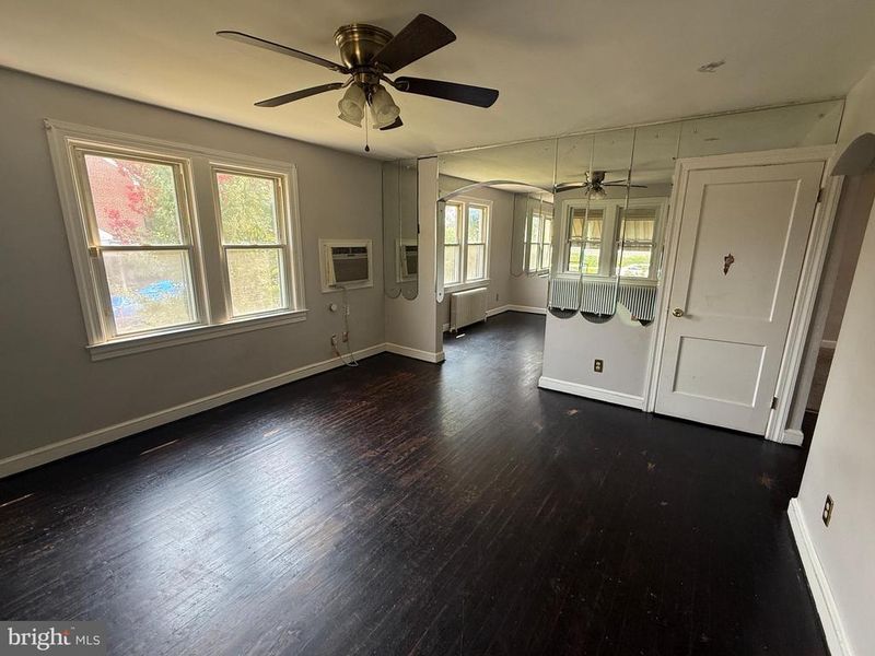 2619 Brooks Dr, Suitland, MD 20746
