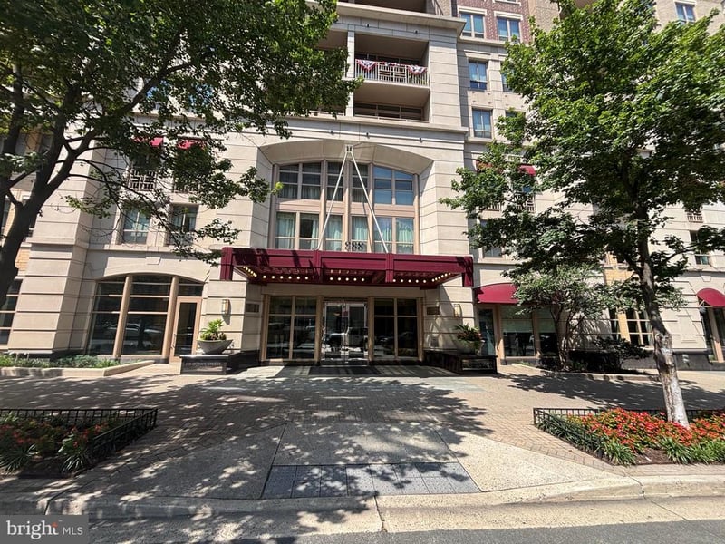 888 N Quincy St #407, Arlington, VA 22203