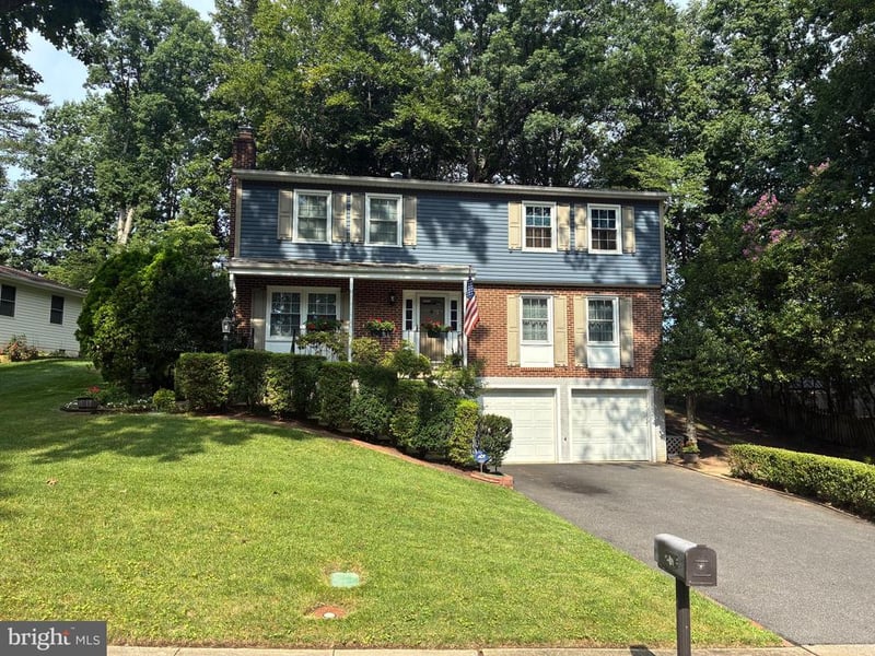 16063 Laconia Cir, Woodbridge, VA 22191