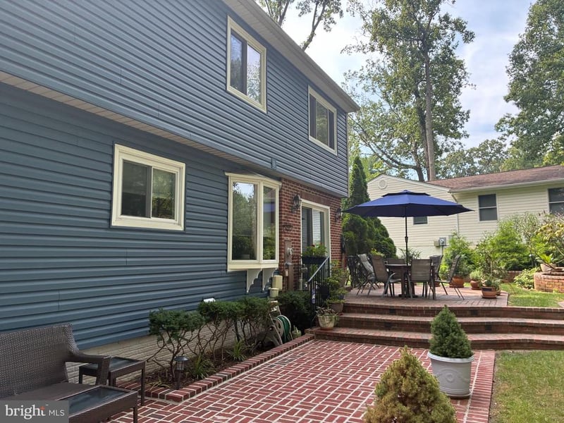 16063 Laconia Cir, Woodbridge, VA 22191
