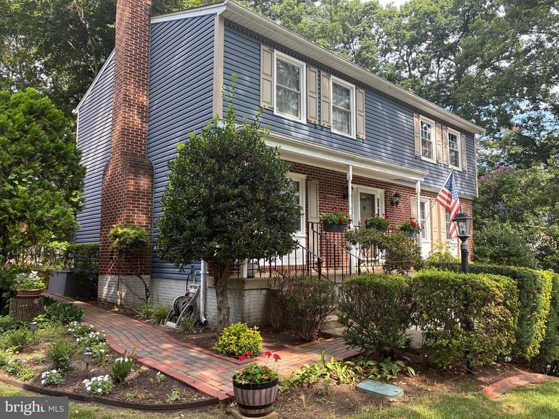 16063 Laconia Cir, Woodbridge, VA 22191