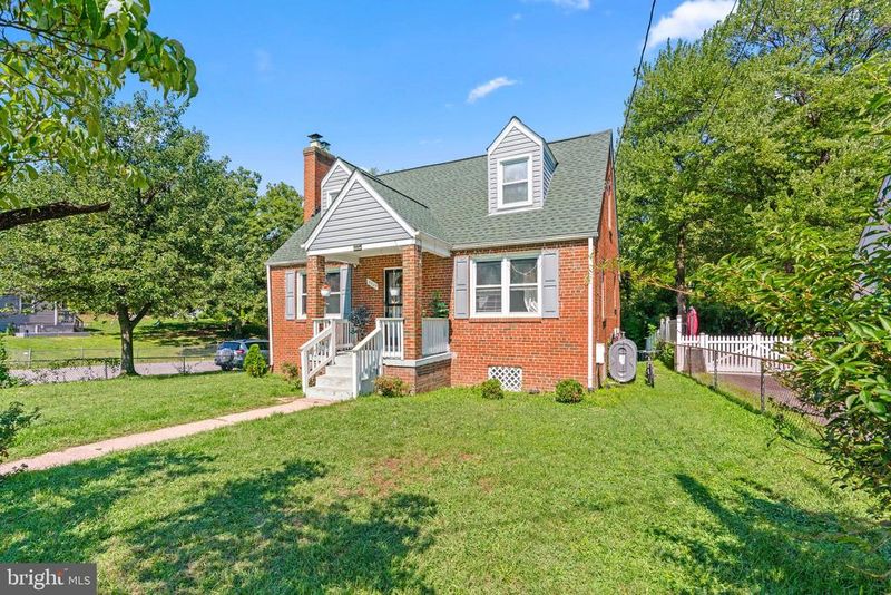 5709 Janice Ln, Temple Hills, MD 20748