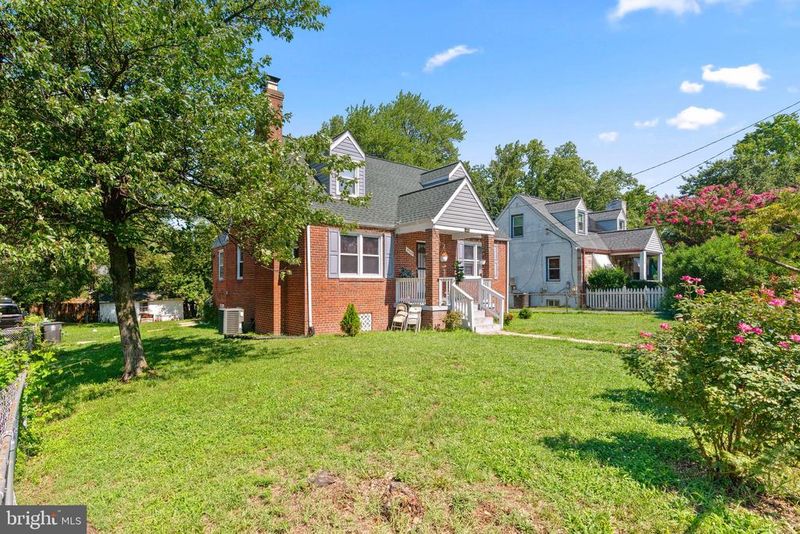 5709 Janice Ln, Temple Hills, MD 20748