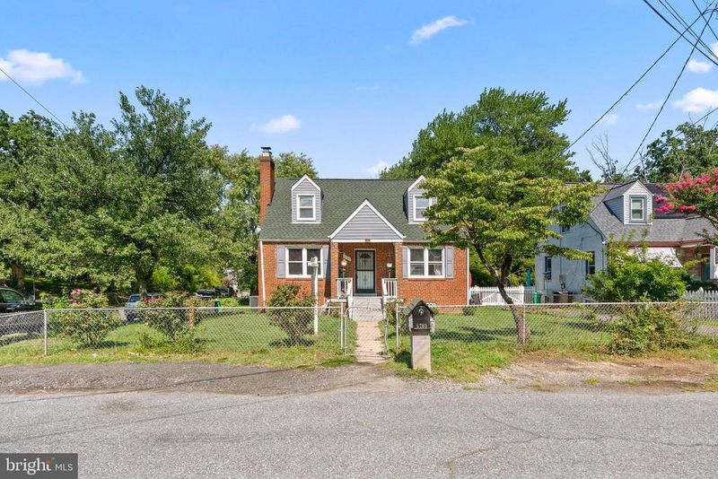 5709 Janice Ln, Temple Hills, MD 20748